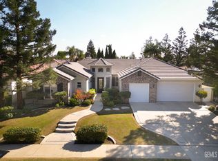 10401 Barnes Dr, Bakersfield, CA 93311
