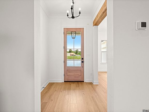 5th image of 37253 Buckmeadow Ave