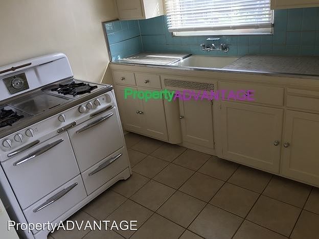 1st image of 1702 Lincoln Ave APT 01