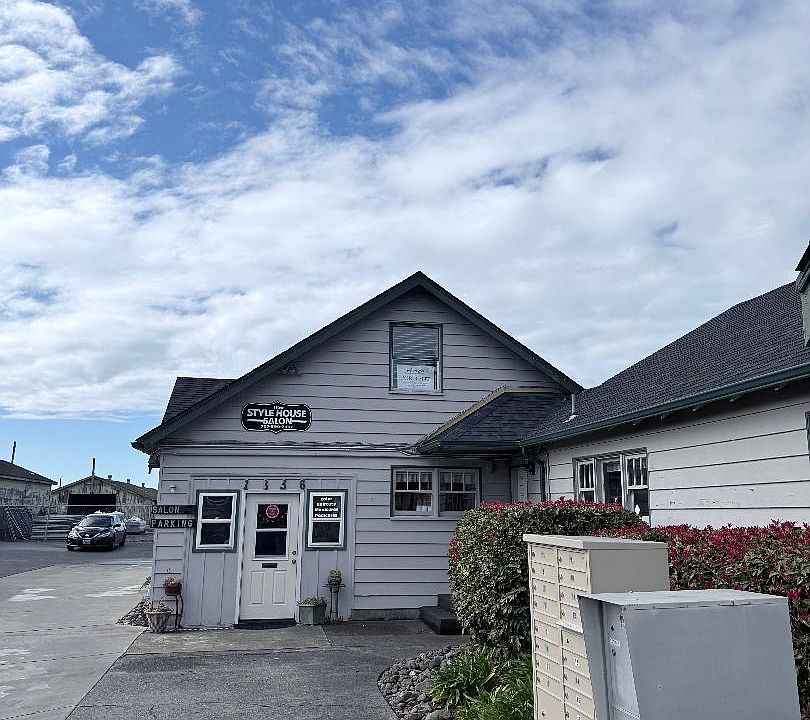 1st image of 1836 Central Ave #1