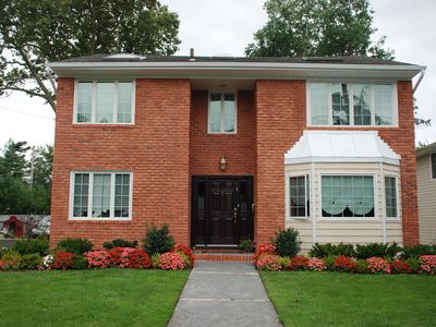 2 Hunt Dr, Hewlett, NY, 11557