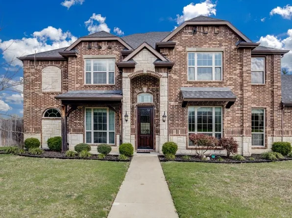303 Fountain Creek Ct, Red Oak, TX 75154