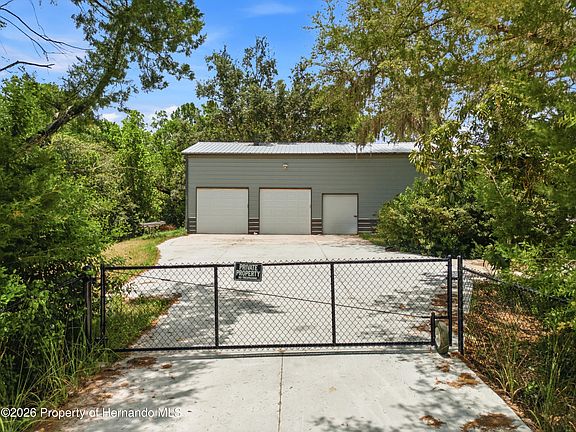 2nd image of 6111 Cartwrite Rd