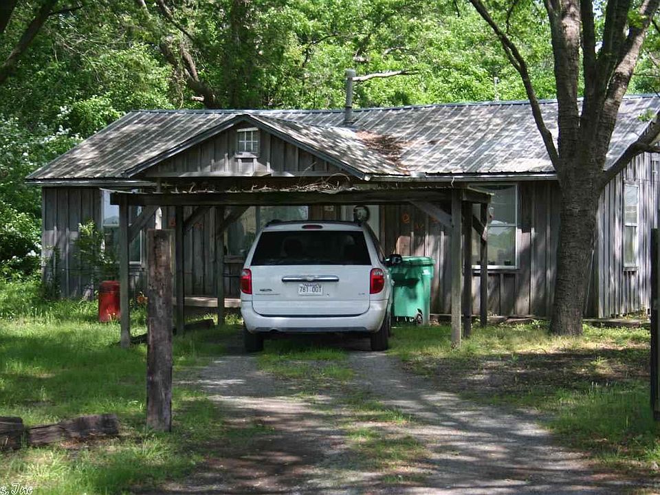 2nd image of 336 & 338 Wooten Rd