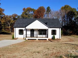 3924 E Maiden Rd, Maiden, NC 28650