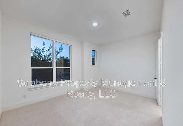 1790 Coopers Hawk Dr — Photo 17