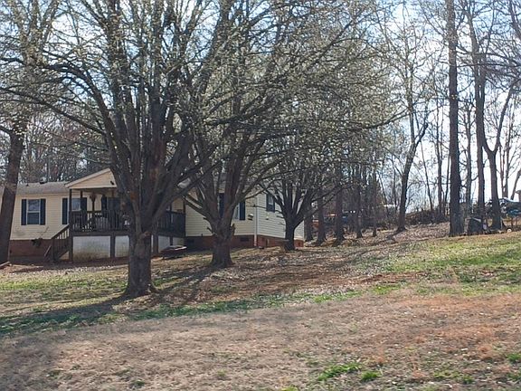 2nd image of 3220 N Highway 101