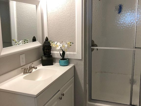 3rd image of 11 Aa St
