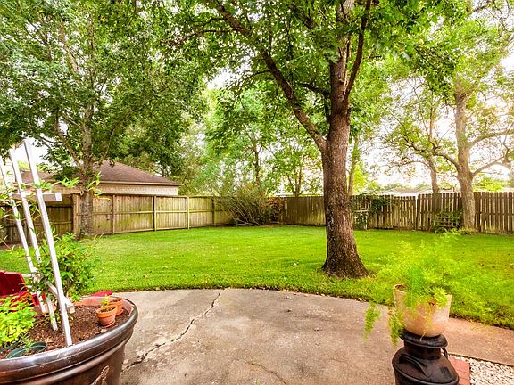 2nd image of 19635 Atascocita Pines Dr
