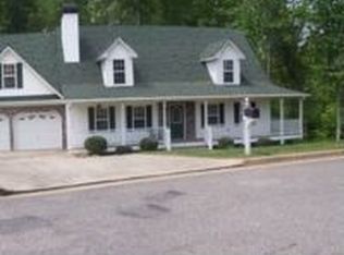 214 Sable Trace Dr, Acworth, GA 30102