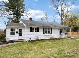 469 Waverley Rd, North Andover, MA 01845