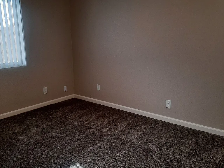 Canyon Club Apartments — Photo 18