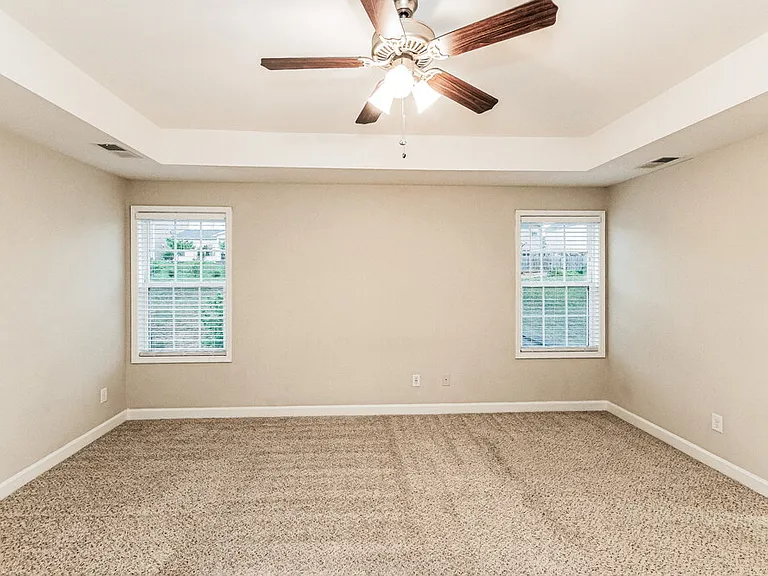 252 Lanier Pl — Photo 8