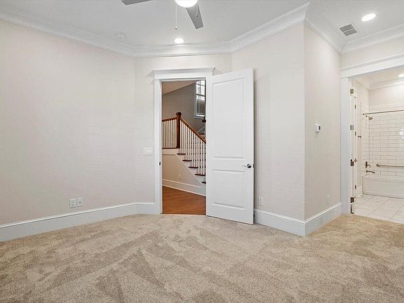 5th image of 2620 Tidwell St