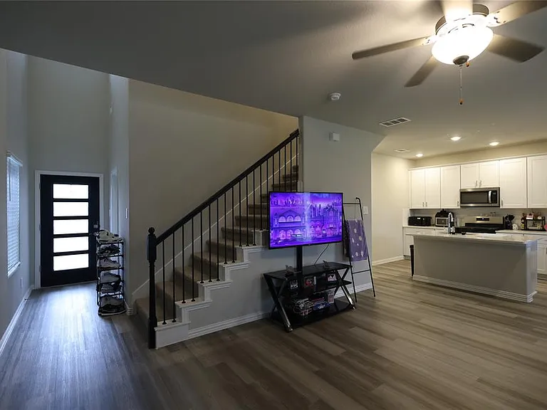 3815 Cisco Dr — Photo 2