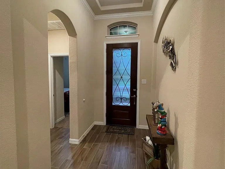 329 Prairie Ridge Ln — Photo 3