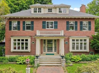 144 Hanks St, Lowell, MA 01852