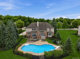 49294 Stanton Ct, Canton, MI 48188