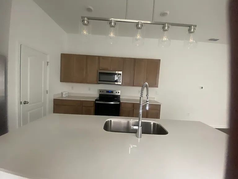 4270 Quaking St — Photo 14