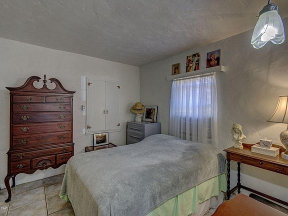 3rd image of 3556 E Fairmount St #3558