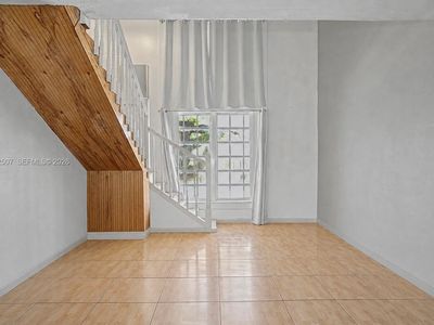10901 N Kendall Dr APT 214, Miami, FL, 33176
