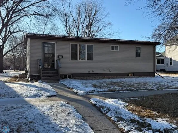 419 3rd St S, Breckenridge, MN 56520