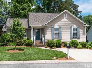6 Edison Ln, Durham, NC 27712