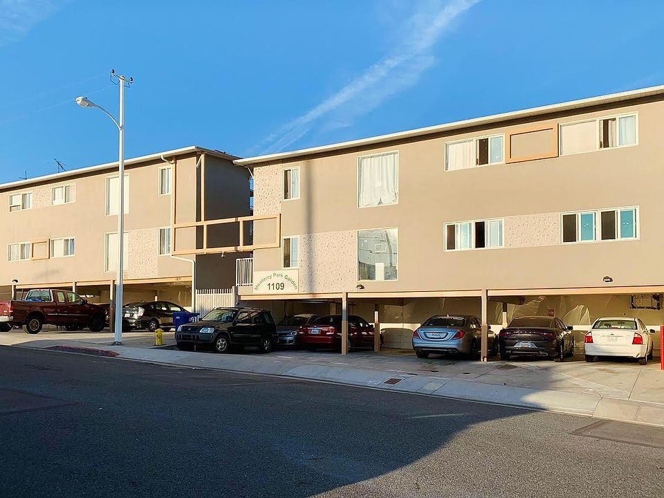 1st image of 1109 College View Dr