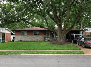 820 Naomi Ave, Florissant, MO 63031