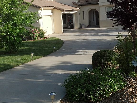 2nd image of 4234 Americana Way