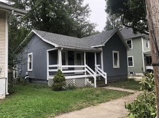 506 Seminary Ave, Bloomington, IL 61701