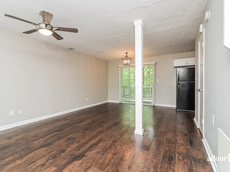 1643 Pecan Log Pl — Photo 9