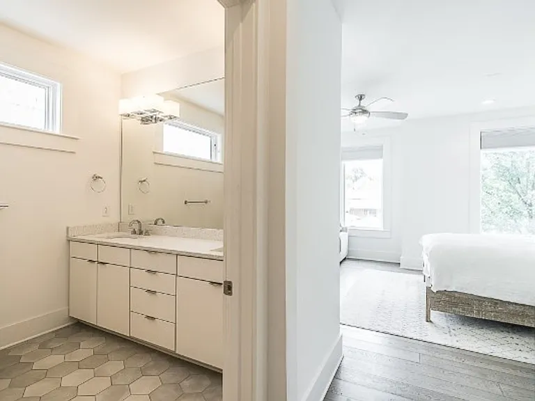 323 Garfield St — Photo 24