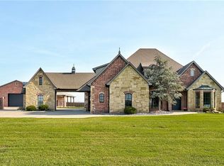 677 W Center Rd, Goldsby, OK 73093