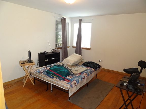 5th image of 6954 W Gunnison St APT Gs