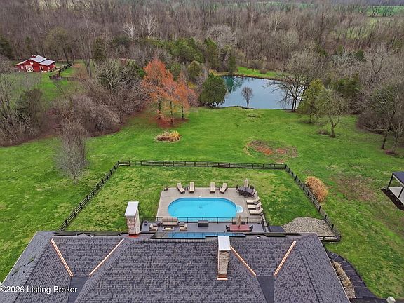 5th image of 10514 Buckeye Trce