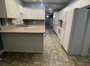 1069 Reynolds St, Napoleon, OH 43545