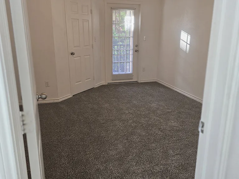 4305 Bayside Village Dr #204 — Photo 8