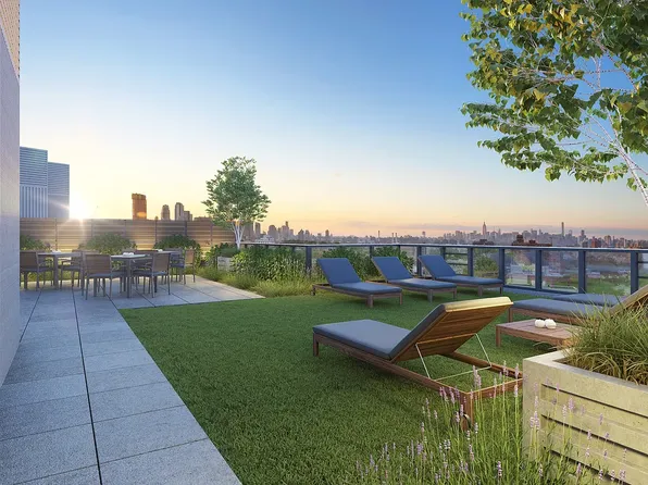 500 Waverly Avenue image 10 of 13