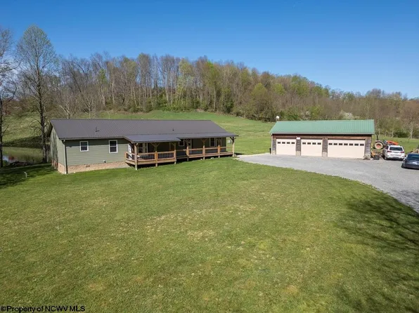 2026 Talbott Rd, Belington, WV 26250