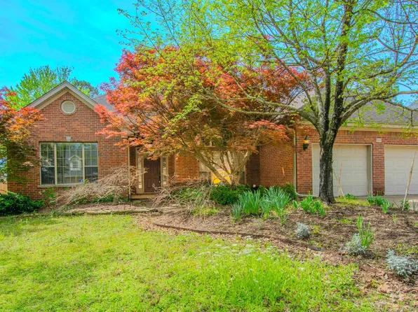 14611 Honey Bear Dr, Little Rock, AR 72223