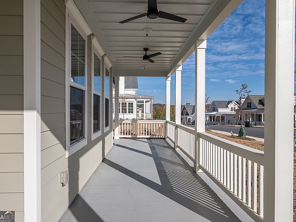 2nd image of 237 Highpointe Ln
