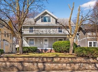 654 36th St, Des Moines, IA 50312