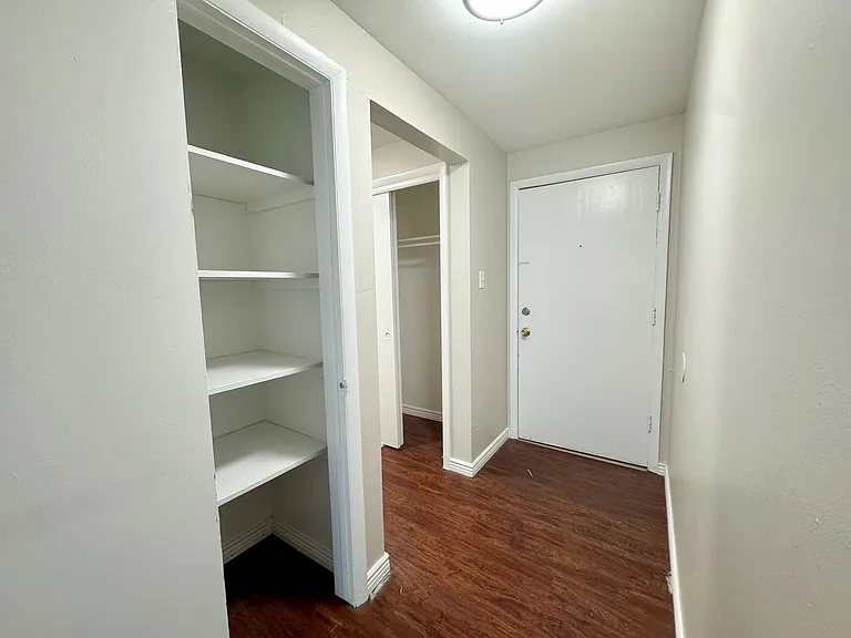 1400 W Mississippi Ave #207 — Photo 3
