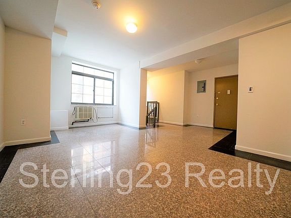 2nd image of 2320 30th Dr APT 1A