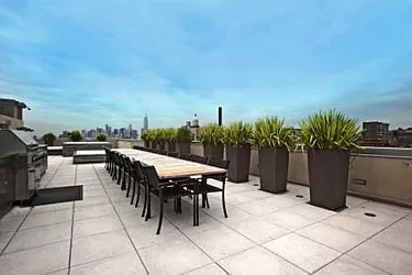 Rented by R New York