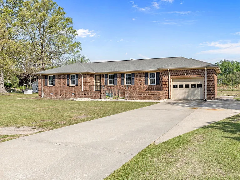 315 Holland Hill Dr — Photo 12