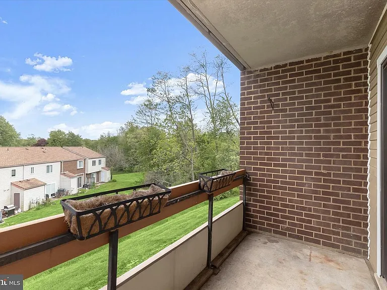 1001 Scarlett Oak Ct #2B — Photo 8