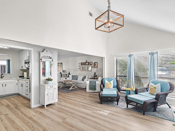 3rd image of 709 Sandpiper Dr #10504