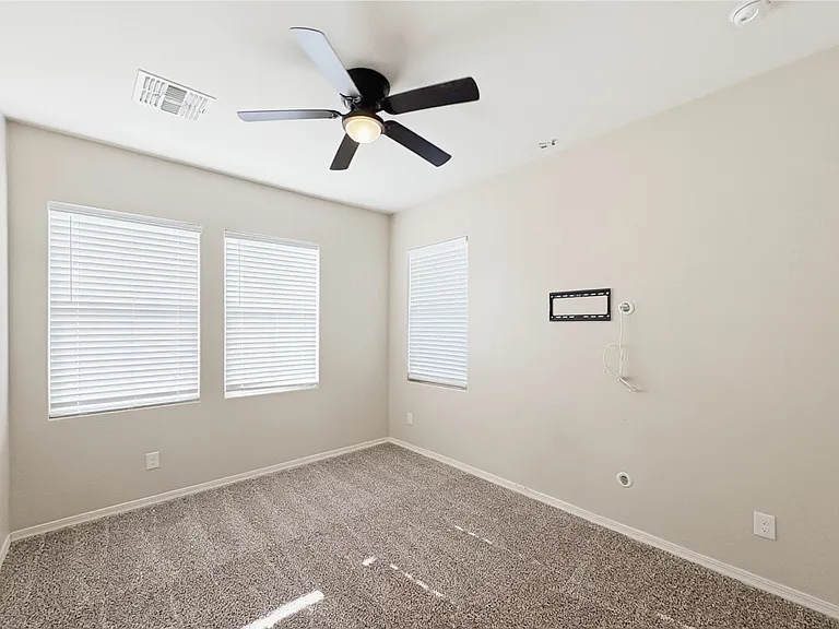 2345 W Gloria Ln — Photo 33